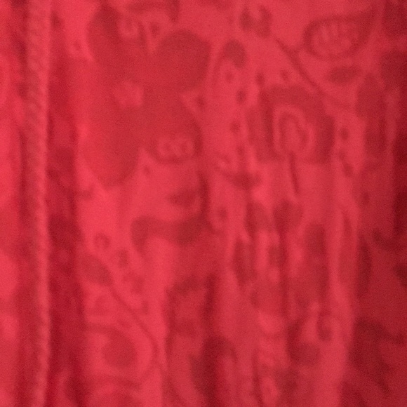 Express red top✅ - Picture 2 of 7